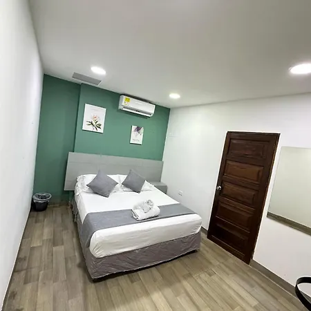 Santa Alejandría Hotel