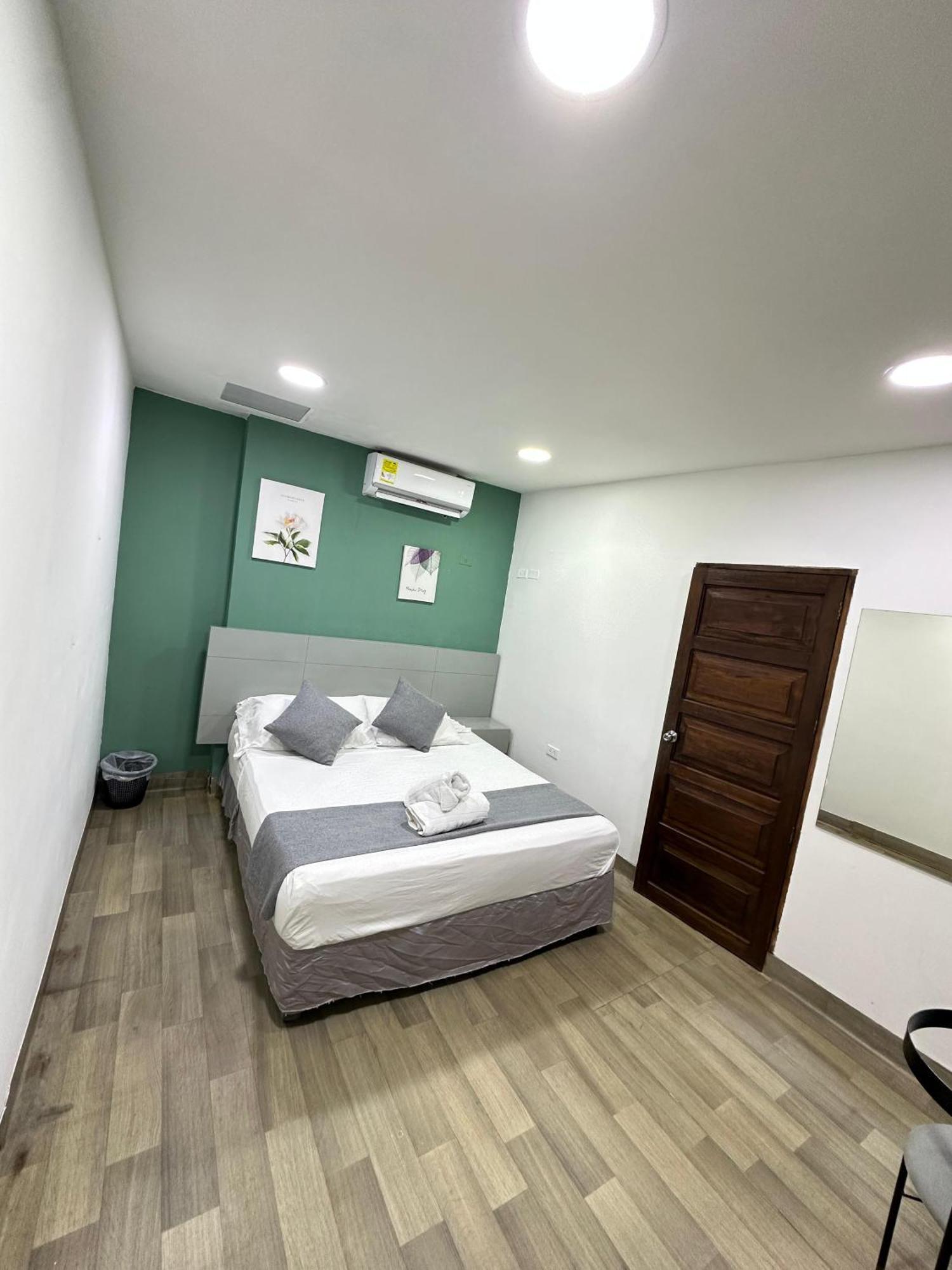 Santa Alejandría Hotel